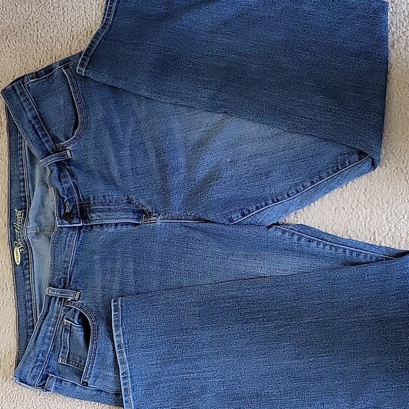 2 Pairs of Old Navy Jeans - Picture 6 of 10